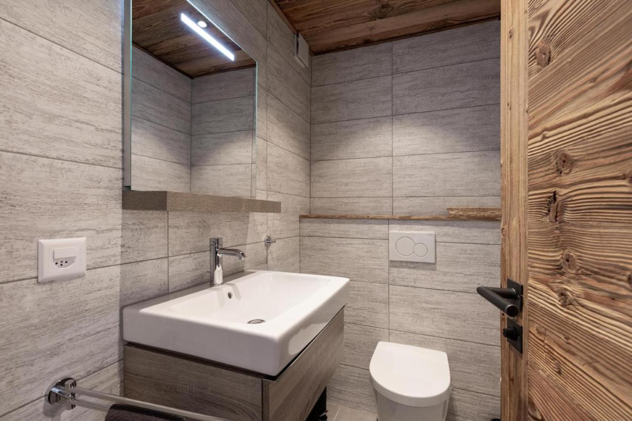 Apartment Etrier クラン エクステリア 写真